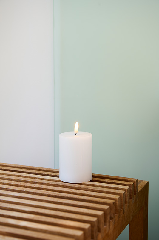 SIRIUS® LED Echtwachskerze "Sille" wiederaufladbar 10x7,5 cm weiß SIRIUS® LED Echtwachskerze "Sille" wiederaufladbar 10x7,5 cm weiß