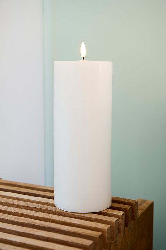 SIRIUS® LED Echtwachskerze "Sille" wiederaufladbar 25x10 cm weiß SIRIUS® LED Echtwachskerze "Sille" wiederaufladbar 25x10 cm weiß